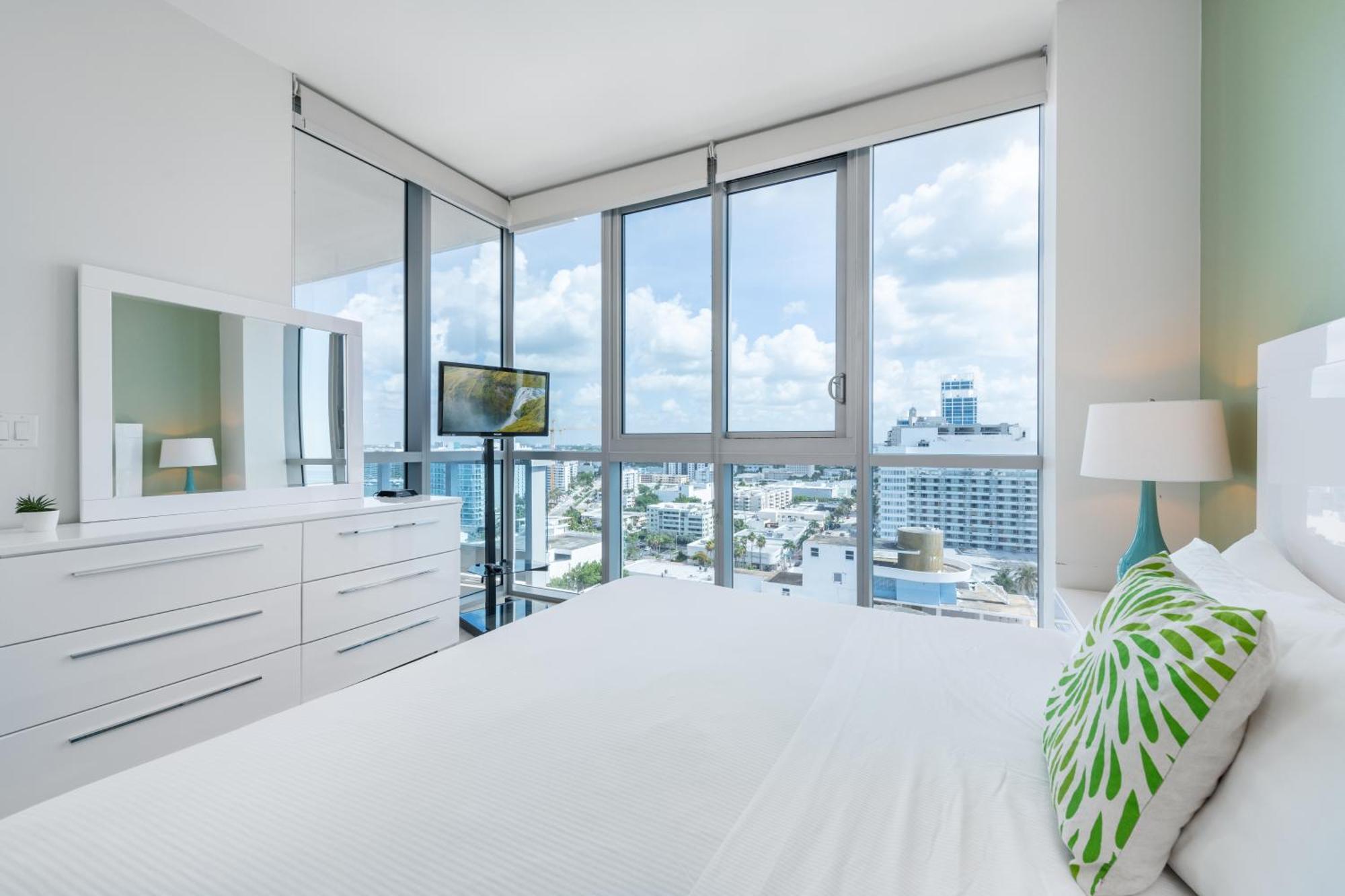 Global Luxury Suites At Monte Carlo Miami Beach Pokoj fotografie