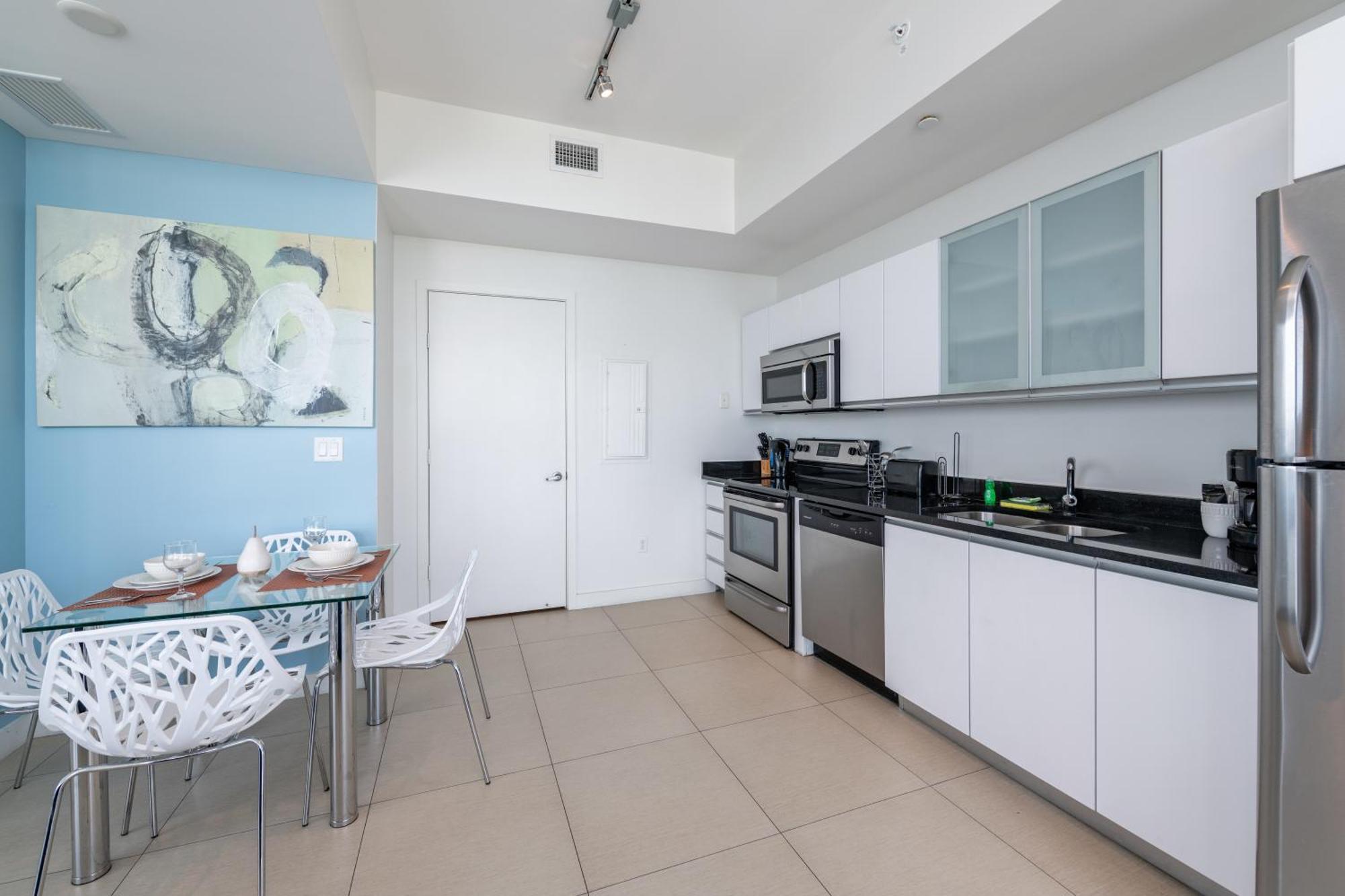 Global Luxury Suites At Monte Carlo Miami Beach Pokoj fotografie